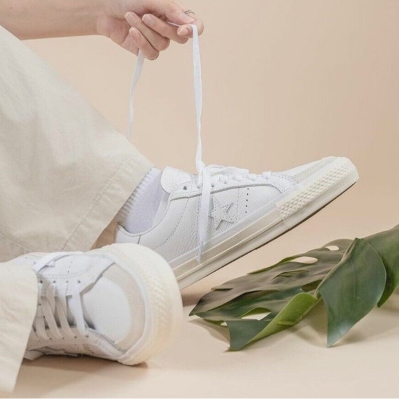 Converse CONS One Star Pro AS Low Top White Women Leather Sneakers  size 8.5 - Picture 1 of 1